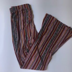 Stripped super compfy flare leggings size S